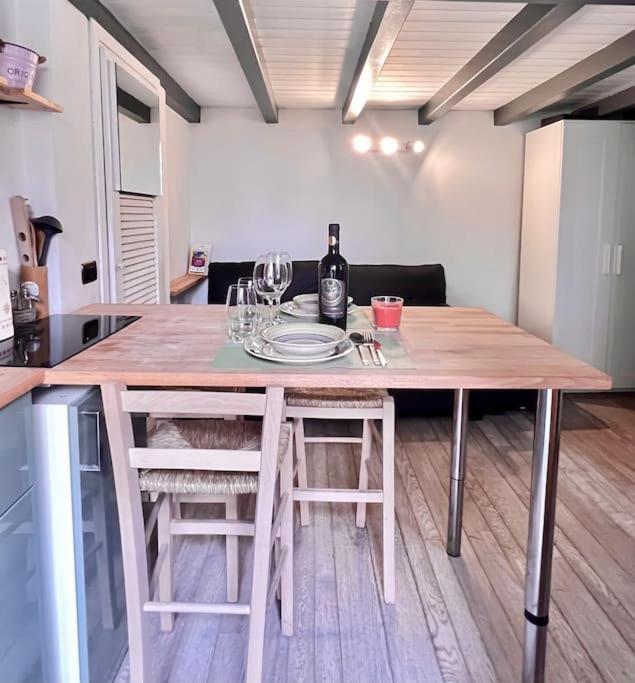 Solution Home Corso Garibaldi มิลาน ภายนอก รูปภาพ
